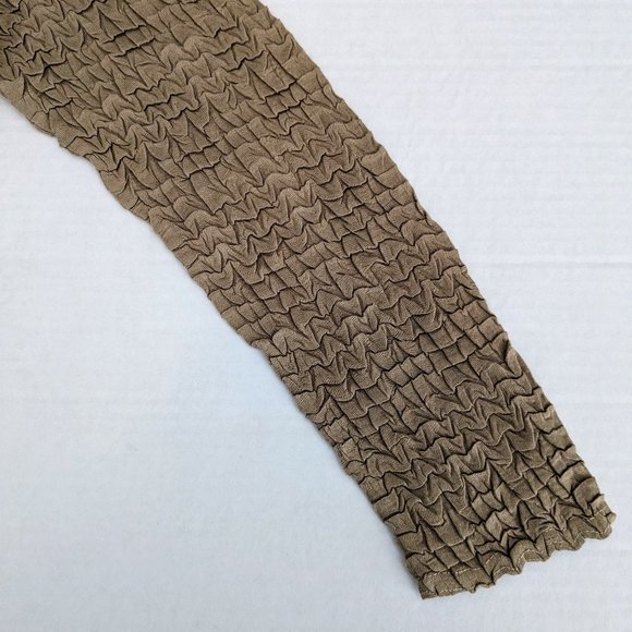 RAFAEL Essential Women's Ruched Top Blouse Size M Tan NWOT - Picture 3 of 5